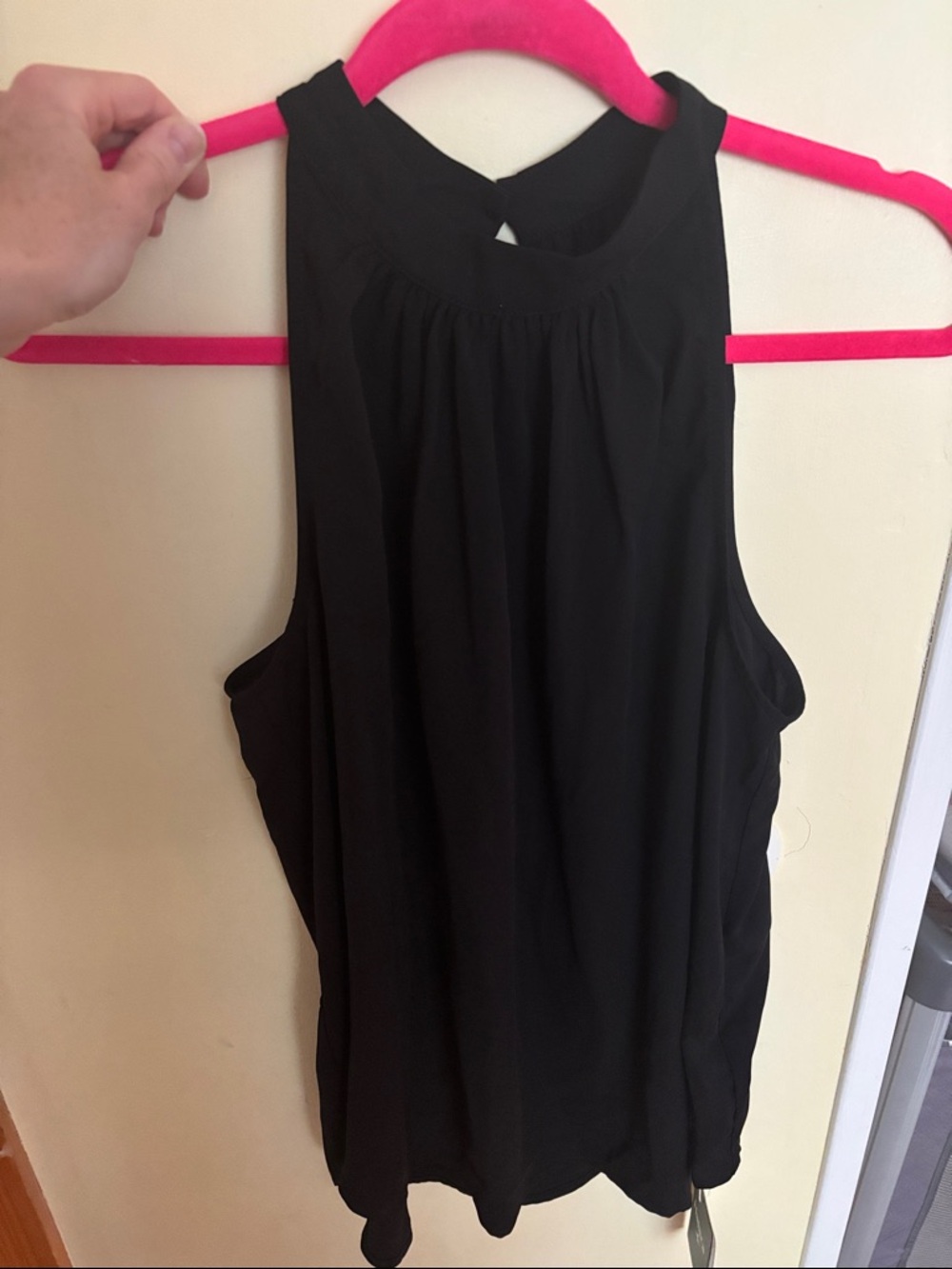 HALARA Women's Black Sleeveless High-Neck Tank